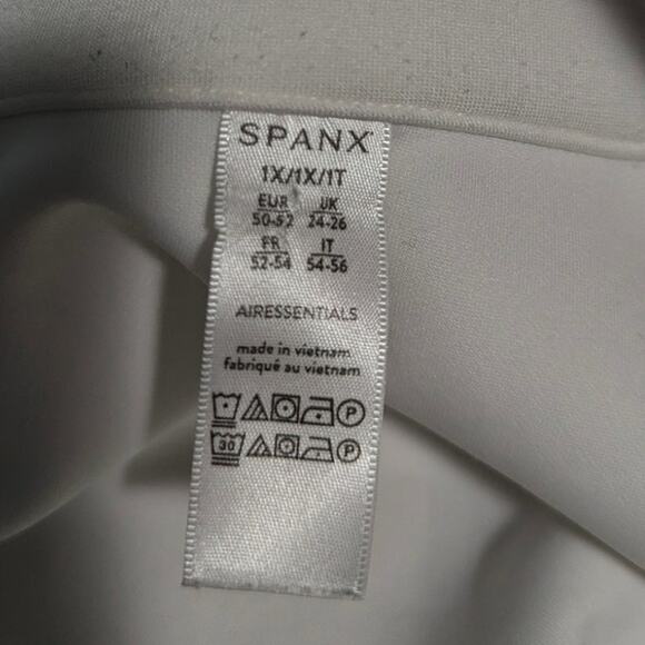 Spanx Air Essentials Half Zip Sweatshirt Top in Powder Plus Size 1X - Picture 4 of 7